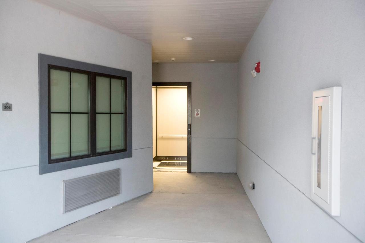 House Hotel Houston Exterior photo